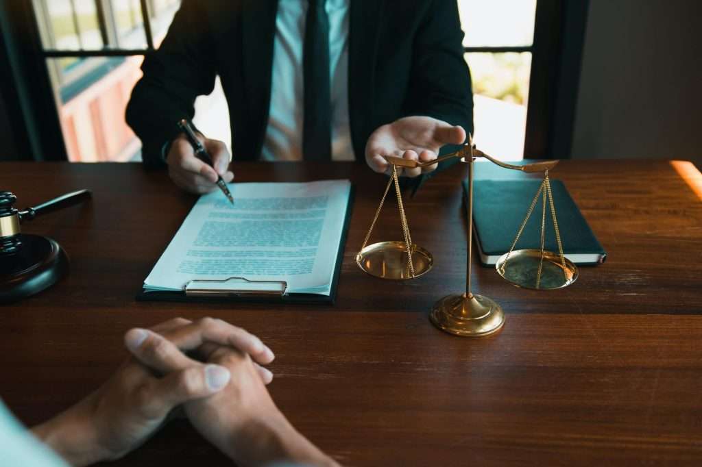 business lawyer is currently counseling the client s trial at the lawyer office 1 1